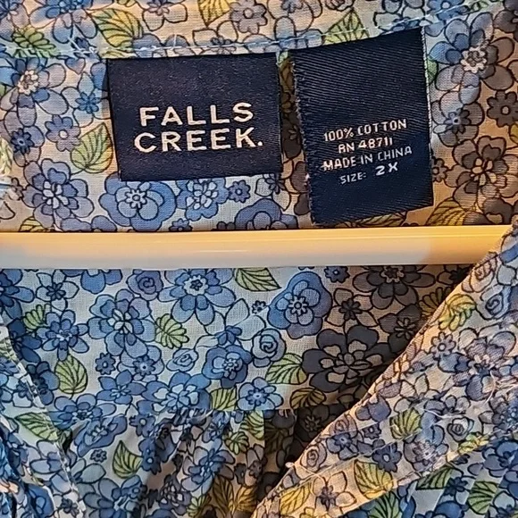 Cute capped sleeve tunic - Picture 2 of 5